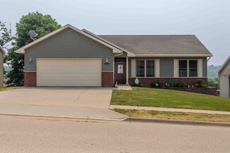 3310 David Dr, Dubuque, IA 52002