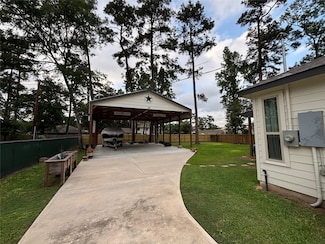 7110 Charred Pine Dr, Magnolia, TX 77354