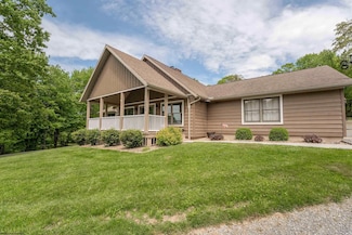 1226 Hazelton Rd, Bruceton Mills, WV 26525