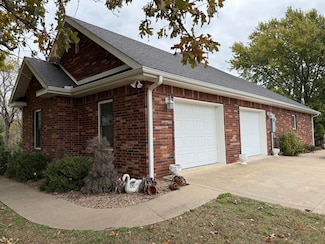 15192 Lawrence 1020, Wentworth, MO 64873