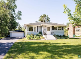 544 W Winona St, Duluth, MN 55803