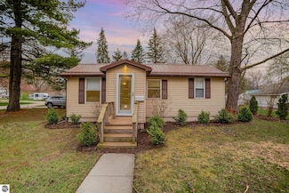 510 E Tyrell St, Saint Louis, MI 48880