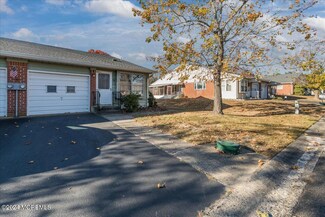 44 B Yorktowne Pkwy, Manchester Township, NJ 08759