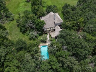 5916 Wild Horse Run, College Station, TX 77845