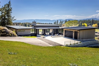 48 Eagle Rock Dr, Bigfork, MT 59911