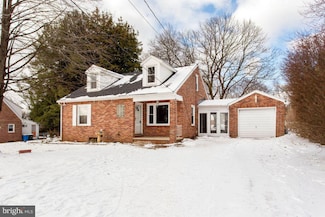 1818 Eberts Ln, York, PA 17406