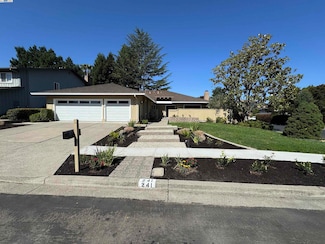 241 Belaire Ct, Danville, CA 94526