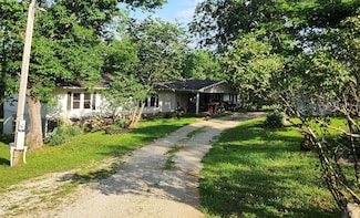 32773 State Highway 86, Eagle Rock, MO 65641