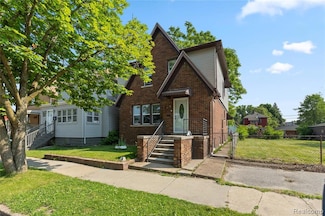15 Forest St, River Rouge, MI 48218