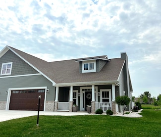 1398 Lighthouse Village Rd, Fond Du Lac, WI 54937