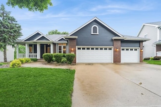 8148 Durham Cir, Johnston, IA 50131
