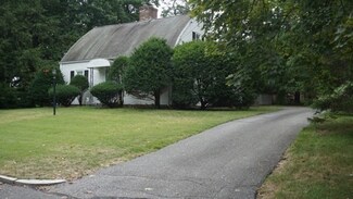 15 Buick St, Springfield, MA 01118