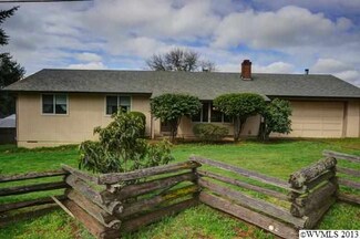 7431 Rainbow Dr SE, Salem, OR 97306