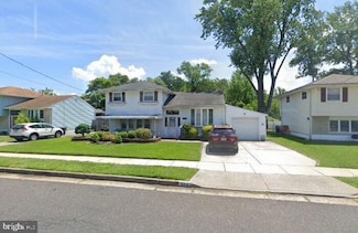 308 Smith Ln, Runnemede, NJ 08078