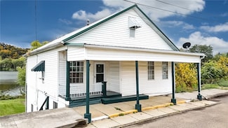 517 Front St, Matamoras, OH 45767