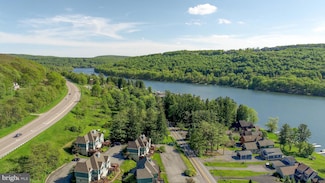 1278 Deep Creek Dr Unit 3, McHenry, MD 21541