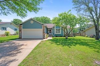 2014 Mound St, Winfield, KS 67156