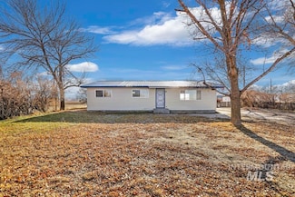 253 E Baseline Rd, Rupert, ID 83350