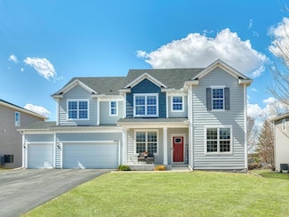 15434 Hampshire Ln, Savage, MN 55378