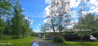 17690 E Idle Dr, Palmer, AK 99645