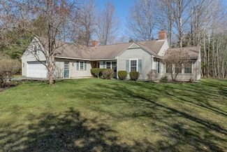 18 Lilac Ln, Scarborough, ME 04074