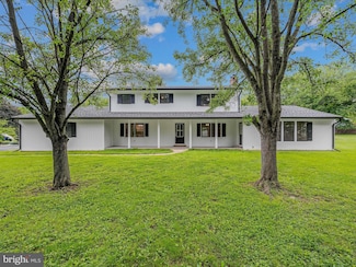 71 Cardinal Dr, Shepherdstown, WV 25443