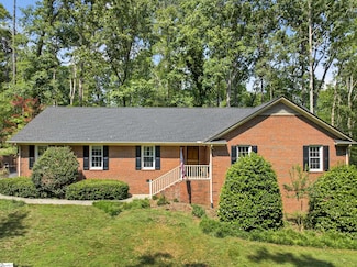 112 Cumberland Dr, Moore, SC 29369