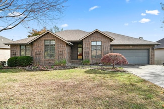 2666 S Williams Ave, Springfield, MO 65807