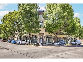 2611 NW Upshur St Unit 203, Portland, OR 97210