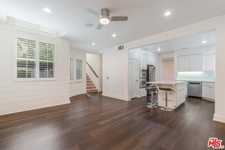 5800 Seawalk Dr Unit 6, Playa Vista, CA 90094