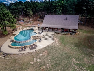 741 AC Sycamore Rd, Daingerfield, TX 75638