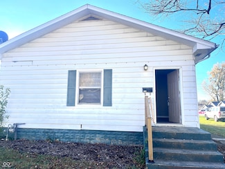 2103 Arrow Ave, Anderson, IN 46016