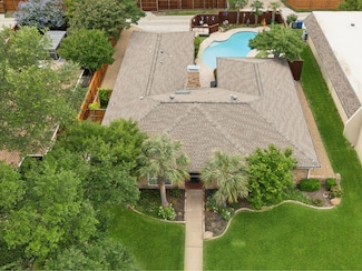 7423 Whispering Pines Dr, Dallas, TX 75248