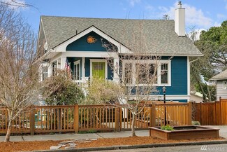6049 45th Ave SW, Seattle, WA 98136