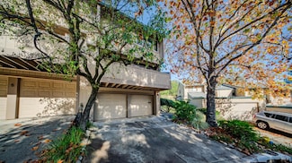 9 Larkspur Ln, Novato, CA 94947