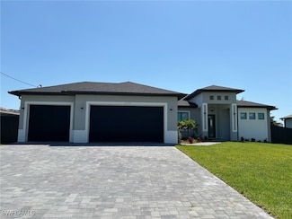 2724 SW 4th Ln, Cape Coral, FL 33991