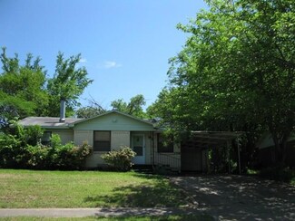 1324 Woodcrest Dr, Mesquite, TX 75149