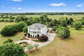 2636 Anchor Watch Dr, Wadmalaw Island, SC 29487
