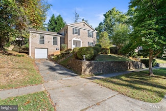 1242 Derbyshire Rd, Potomac, MD 20854