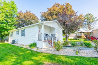 8726 Breinig Run Cir, Breinigsville, PA 18031