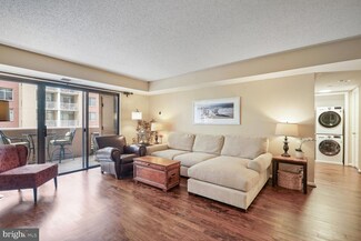 1301 N Courthouse Rd Unit 610, Arlington, VA 22201