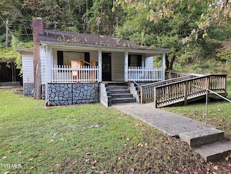 3613 Honey Branch Rd, Saint Paul, VA 24283