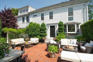 584 Washington St, Duxbury, MA 02332