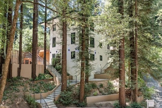 14685 Willow Rd, Guerneville, CA 95446