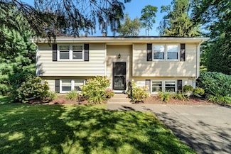 447 Ryan Rd, Florence, MA 01062