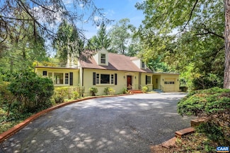 110 Warren Ln, Charlottesville, VA 22901