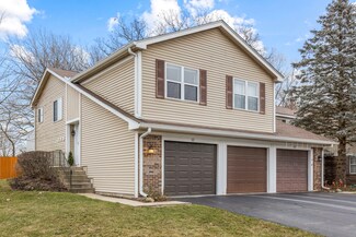 77 Pine Cir, Cary, IL 60013