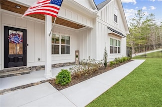 6185 White Way, Gainesville, GA 30506