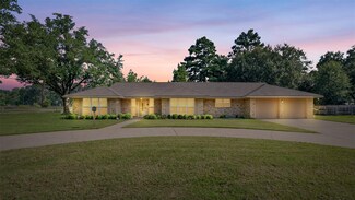 534 W Hufsmith Rd, Tomball, TX 77375