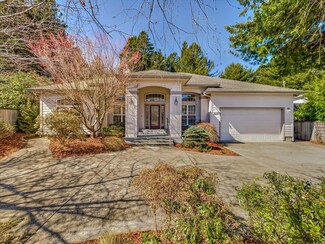 2230 S St, Eureka, CA 95501